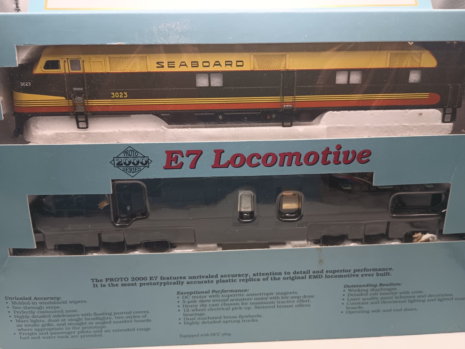 PROTO 2000 E7 & E7B SEABOARD AIR LOCOMOTIVE SET #’s 3023 & 3105 (A&B UNITS) NEW!