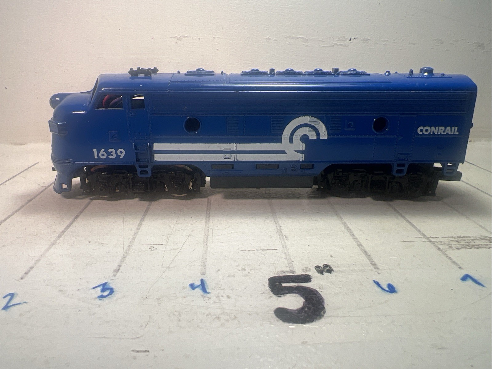 HO Scale Conrail 1639 F7 Diesel Locomotive Life-Like Tested Runs