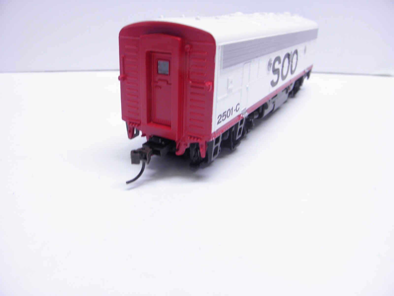ATHEARN F7A-F7B – SOO LINE #2203-A & 2501-C – HO SCALE CHECKED & RUNS DC ONLY