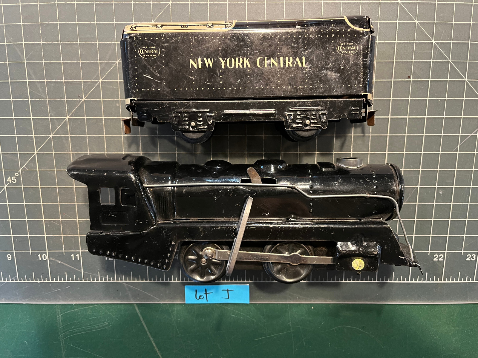 Marx Train 591 VERY NICE Black Locomotive Windup w/Bell & NYC Tender RUNS Lot J