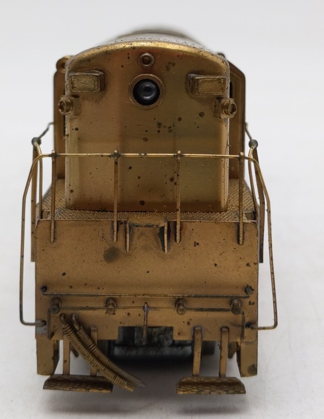 Red Ball H24-66 BRASS HO Fairbanks-Morse B-46 Trainmaster Diesel Locomotive/Box