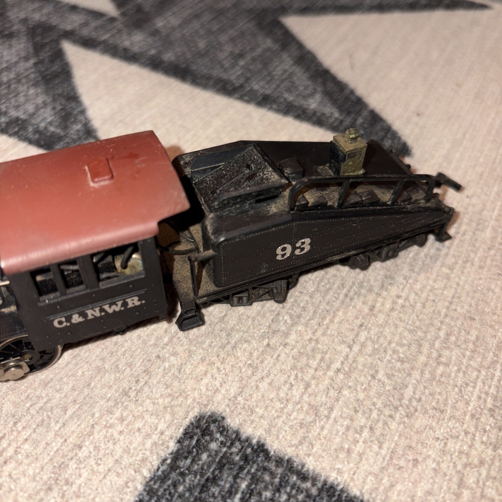 Vintage HO Scale Chicago & North Western C&NW Steam Locomotive & Tender #93