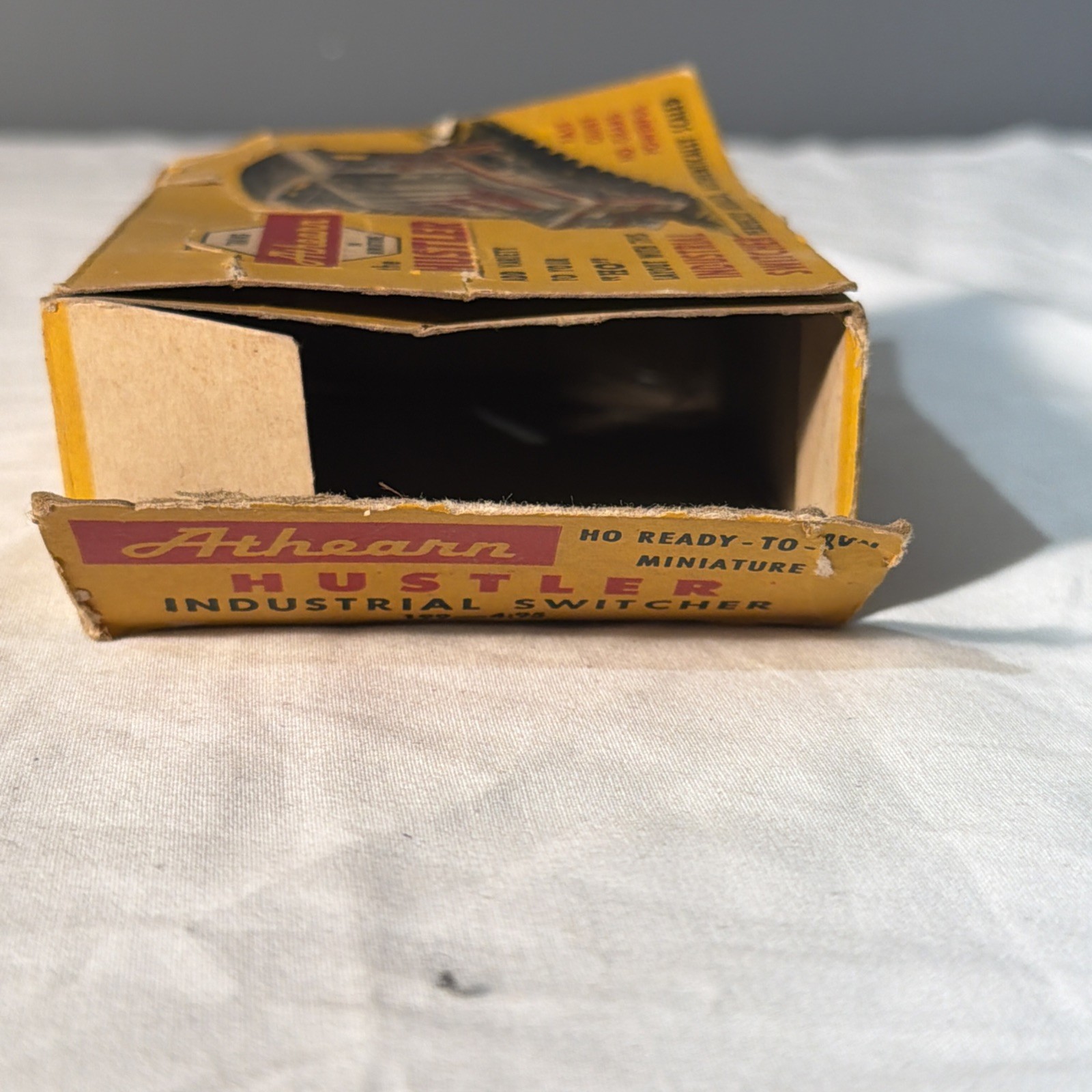 Athearn HO hustler industrial switcher 199-4:95 Cab #56 With Original Box