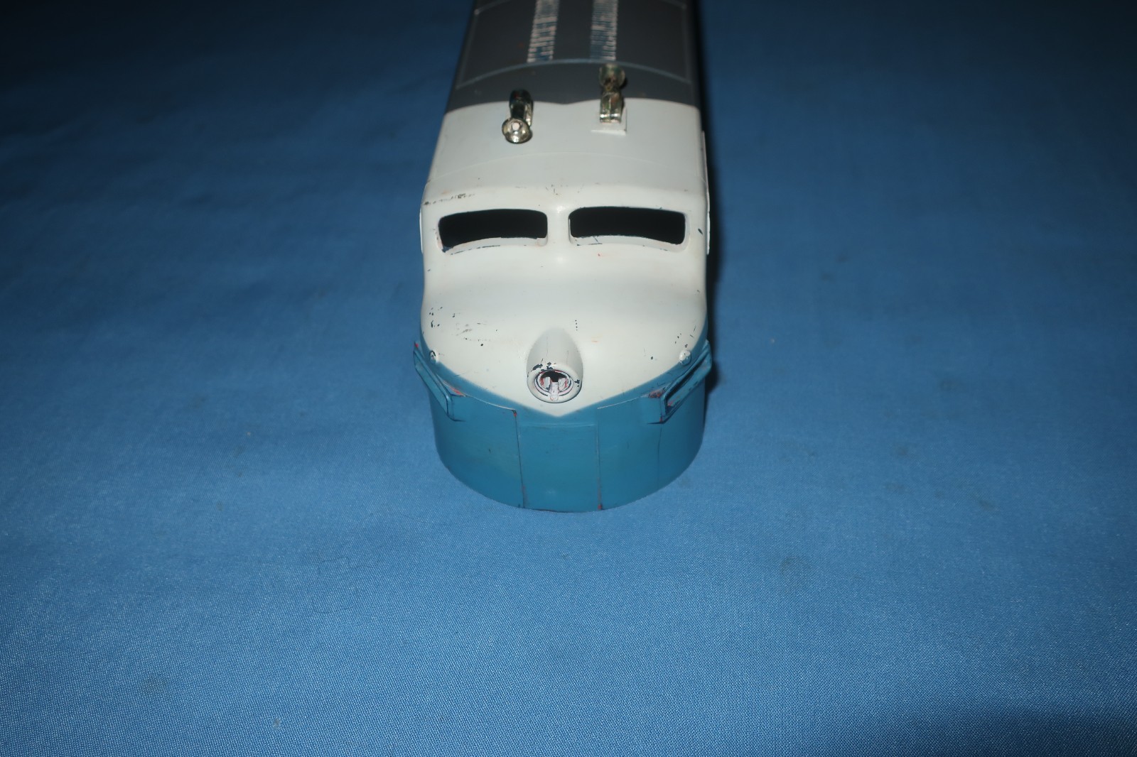 Lionel #8363 B&O Baltimore & Ohio F3 Diesel Locomotive Shell