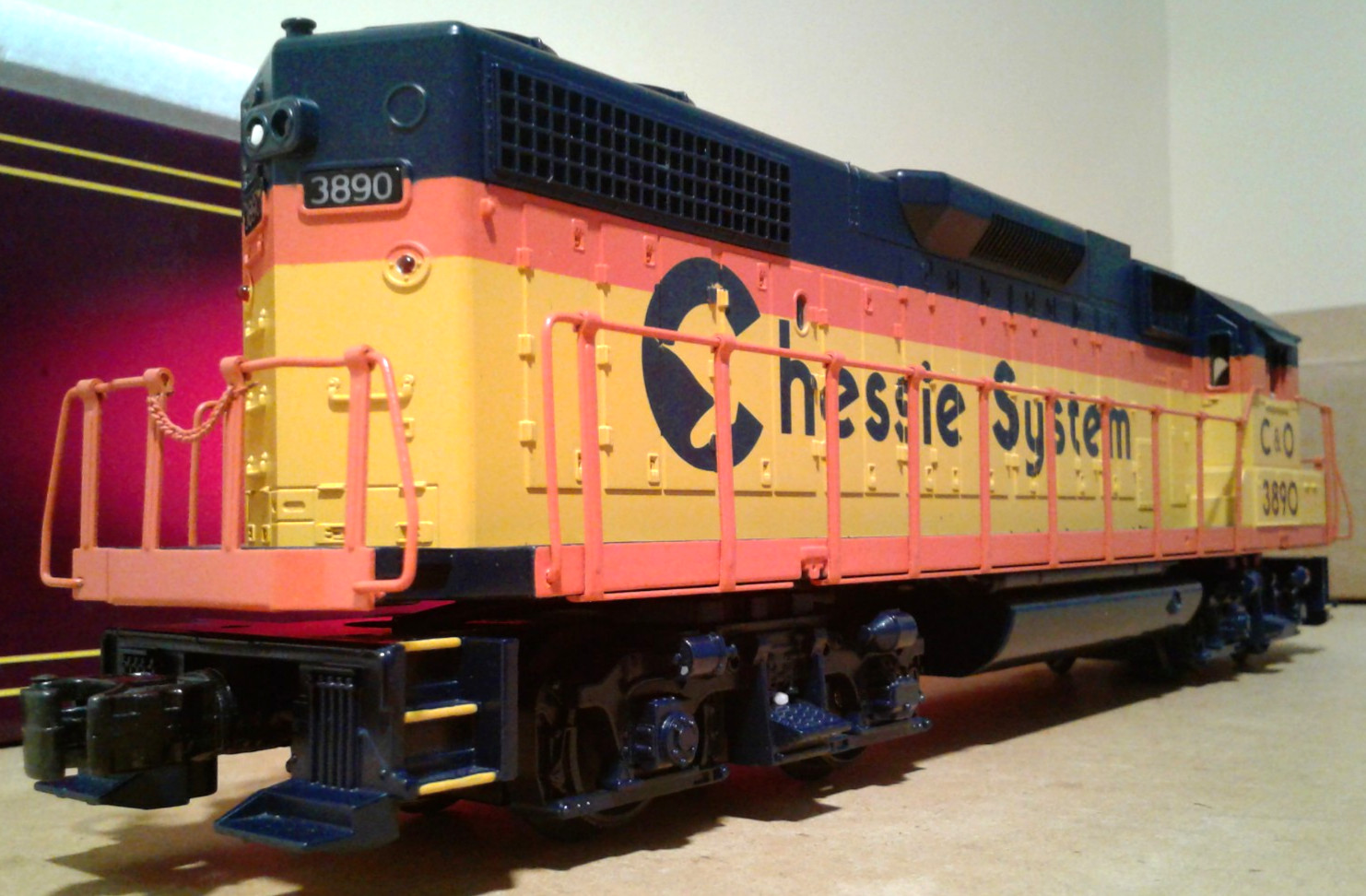 O 3-RAIL MTH EMD GP38-2 CHESSIE SYSTEM C&O #3890 20-2186-1 PROTOSOUND