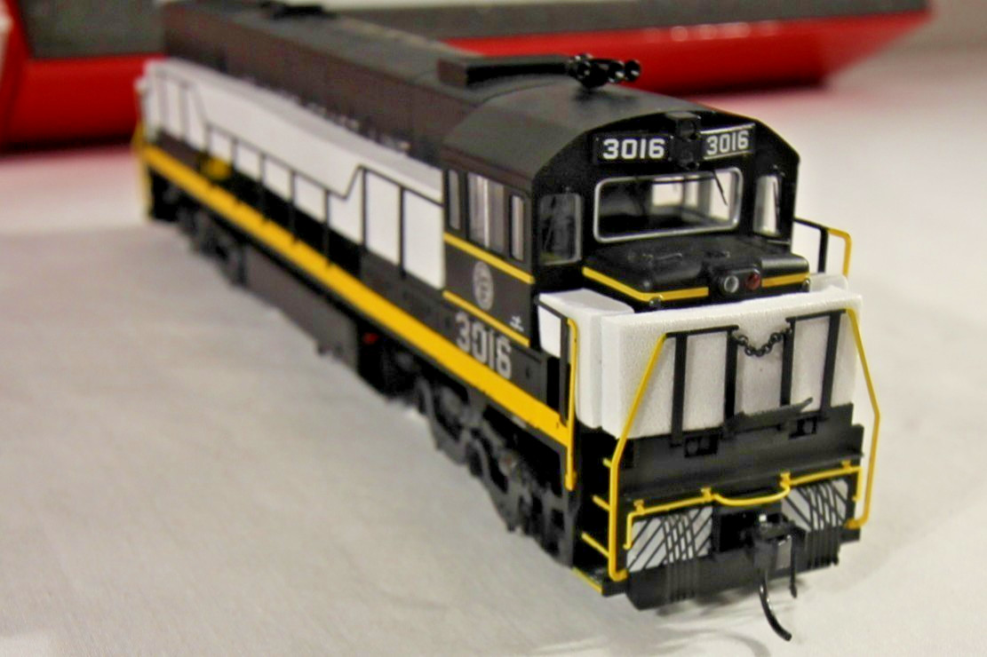 Rivarossi HR2538 GE U25C Phase IIIb. Atlantic Coast Line ACL #3016 NEW Boxed