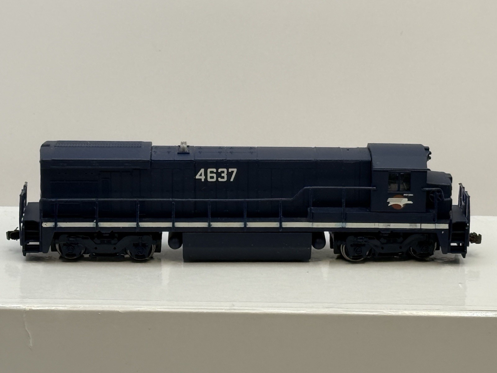 Bachmann Plus HO 11114 Missouri Pacific Mopac 4637 GE B30-7 Diesel Loco Running