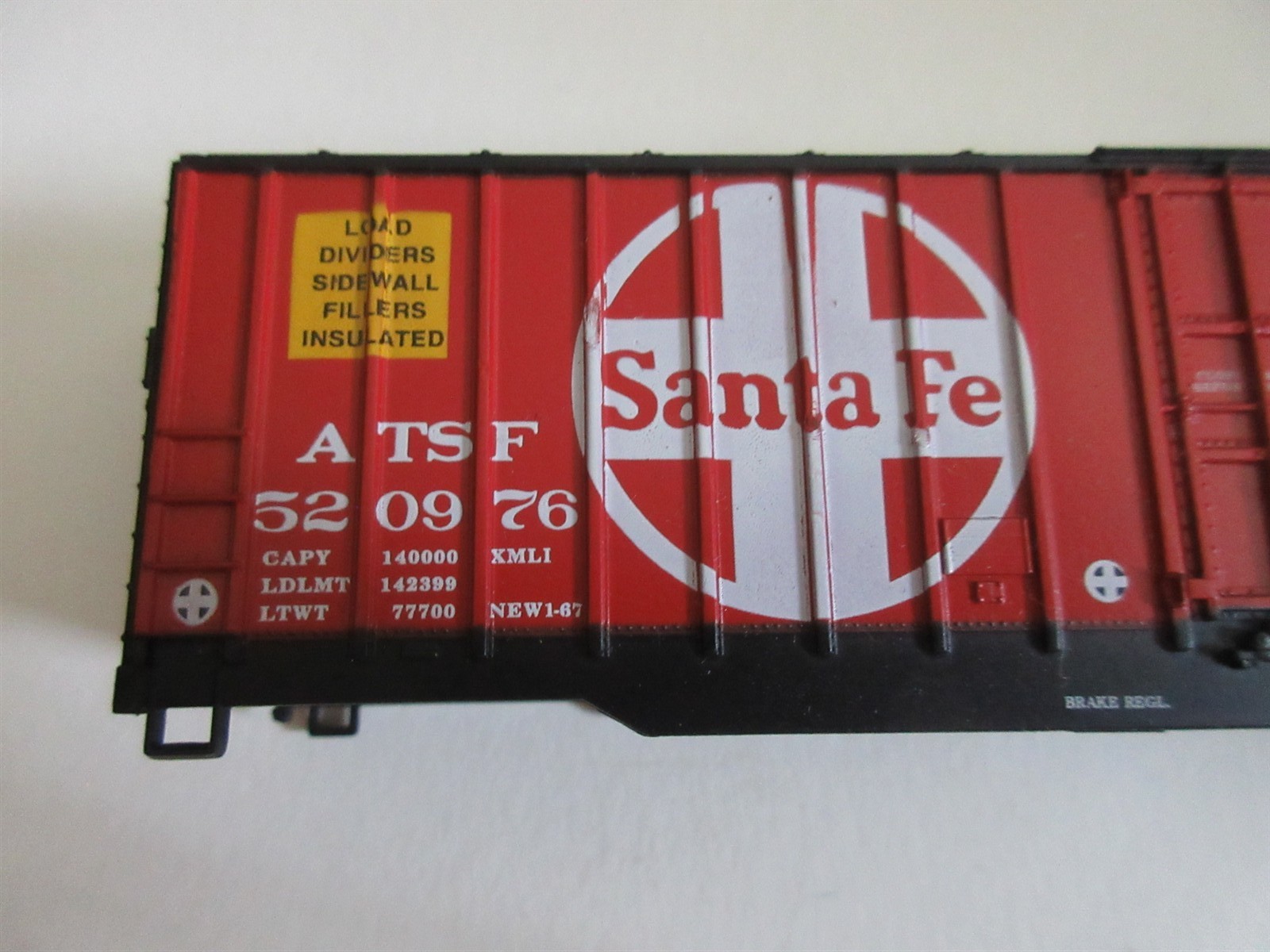 Shell ONLY HO Scale Santa Fe Box Car ATSF 520976 HO Scale Trains