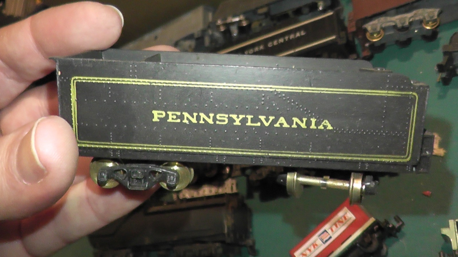 ho coal tender car only roundhouse ? pennsylvania prr