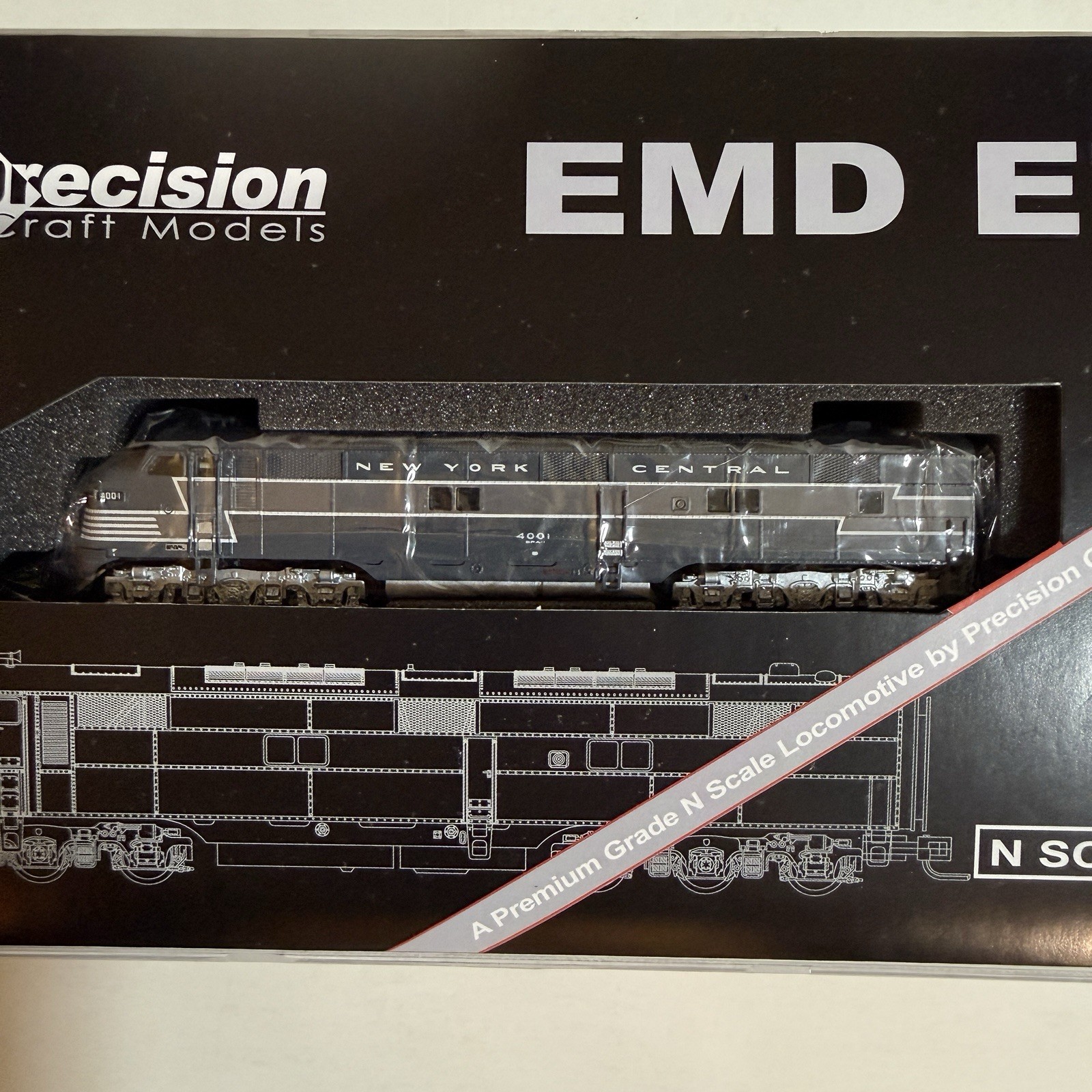 Precision Craft Models N 602 EMD E7A NYC 4001 Powered, No Sound, DCC Ready Train