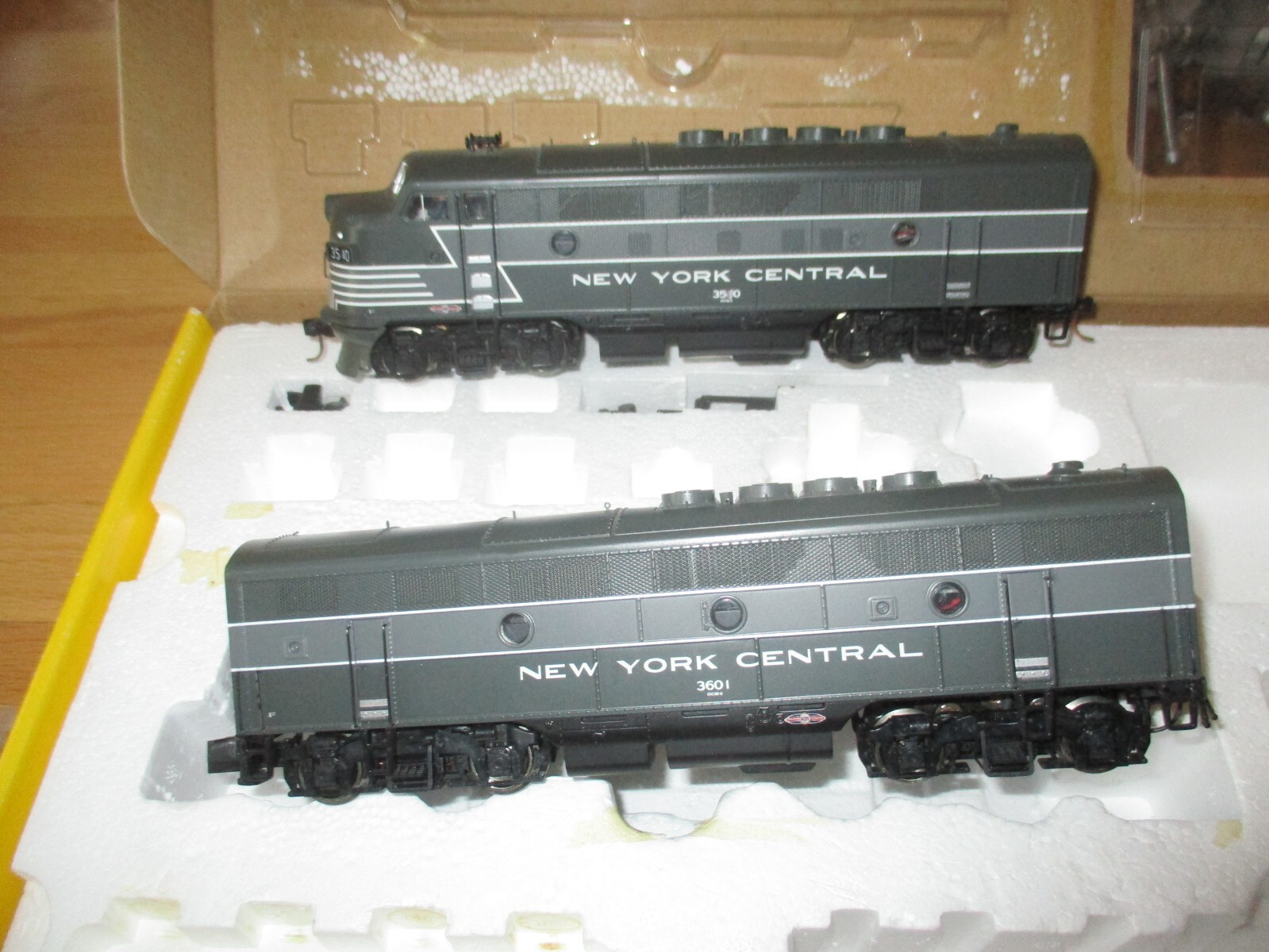 S Helper NYC F-3 diesel set (10/20/23 #2) DCC Scale