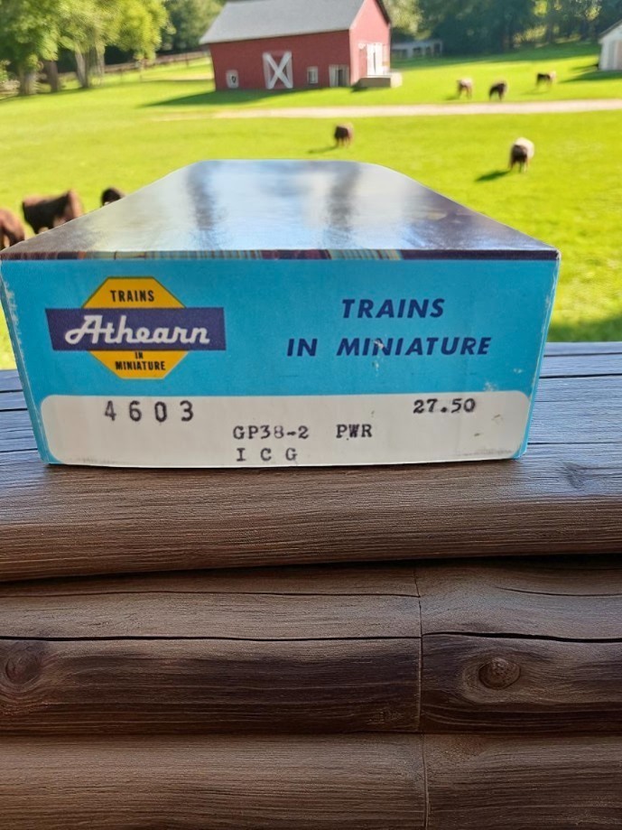 Athearn 4603 HO GP38-2 ICG Illinois Central (IC) 9623 Analog DC