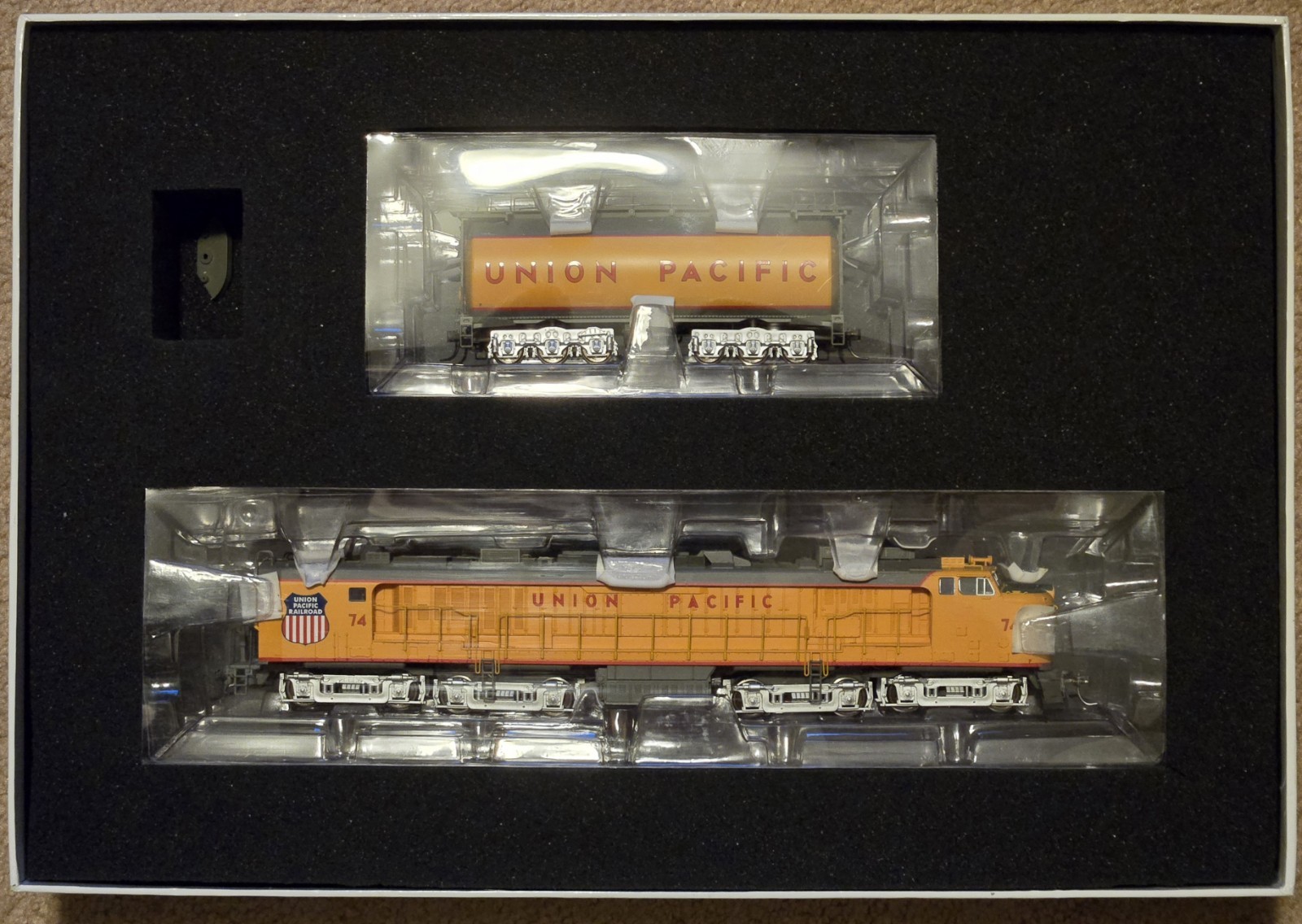 Athearn HO Union Pacific Veranda Turbine with ESU Sound/LEDs