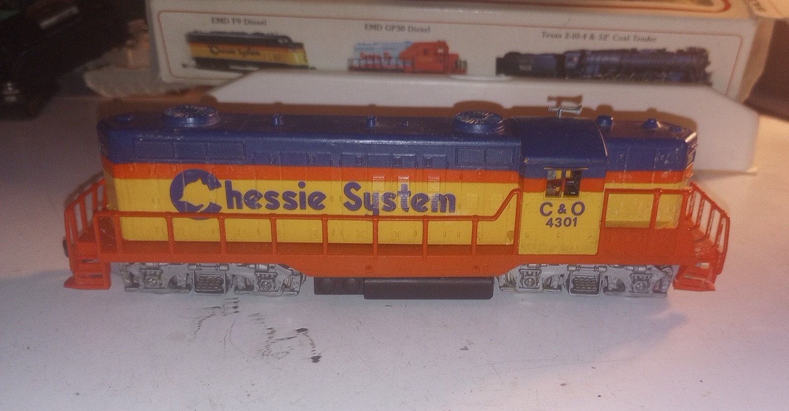 Bachmann HO Scale Chessie System C&O 4301 EMD GP-18 Diesel Locomotive