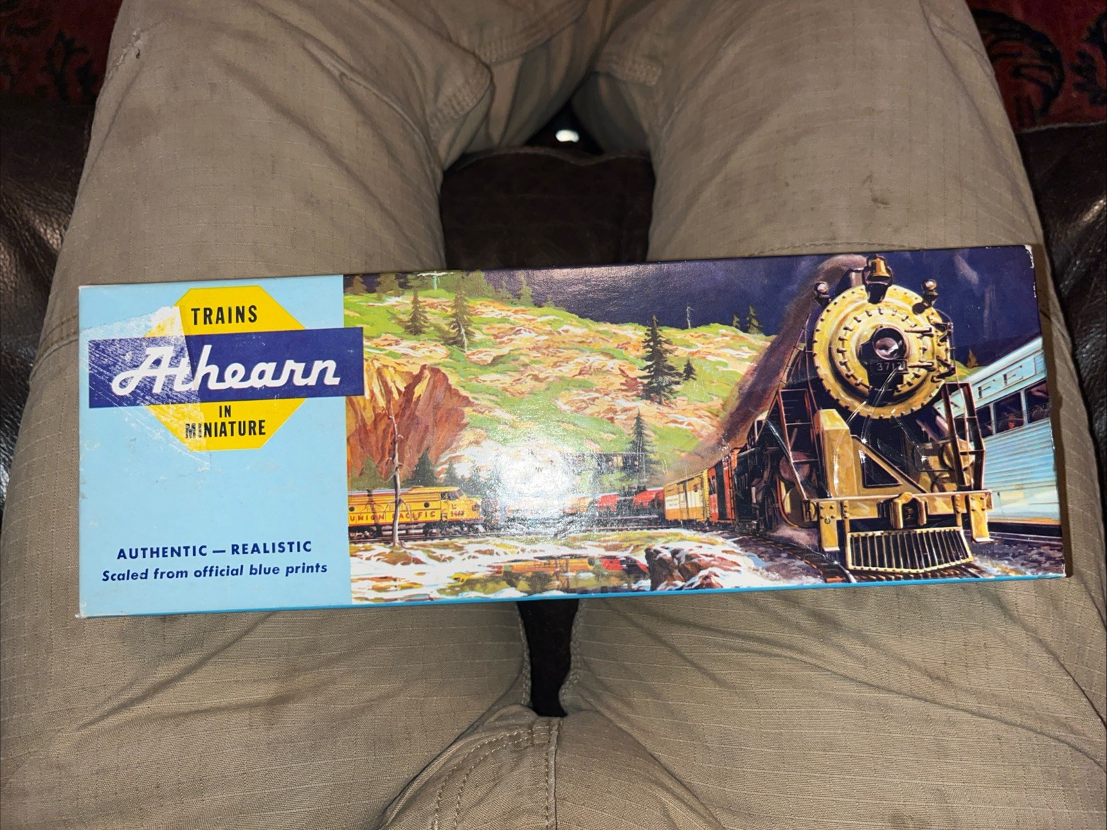 Athearn – Portland & Northern Locomotive 4057 – ATSF Diesel – Dummy ￼￼