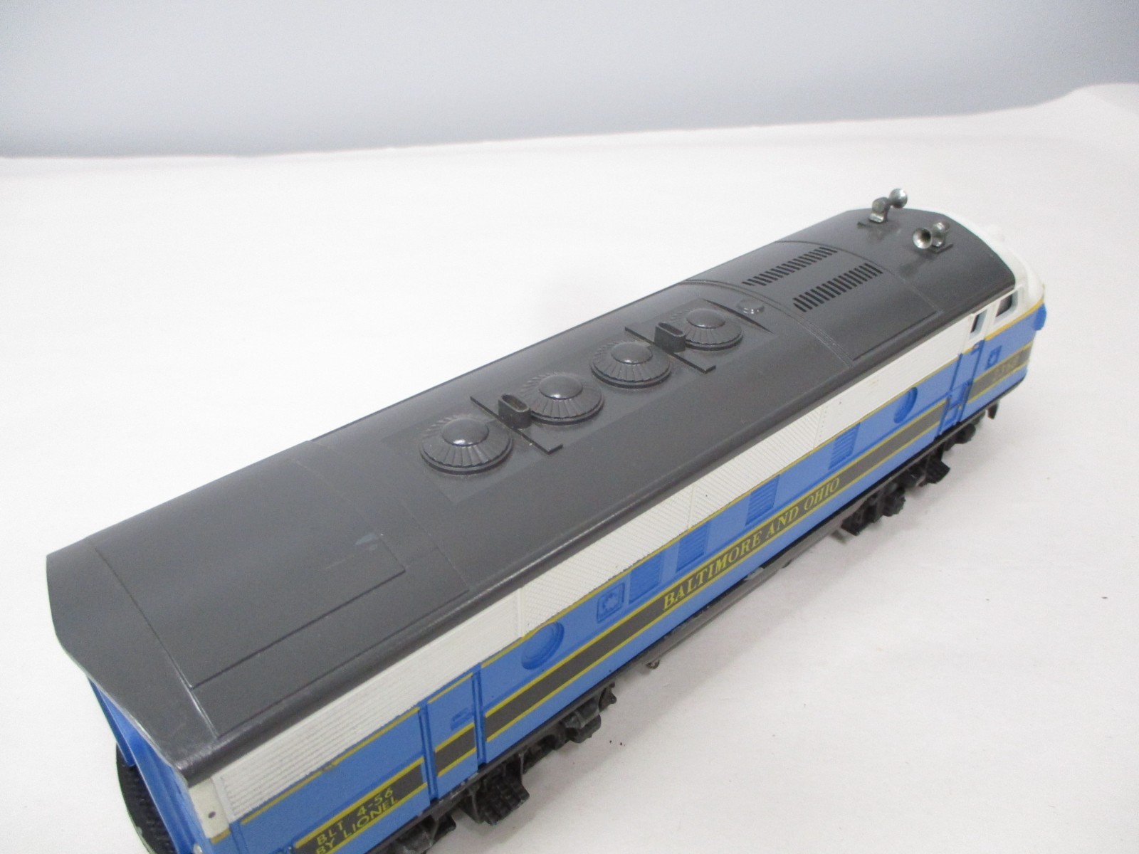Lionel 2368P B&O F3 A Unit Powered Replaced Top Postwar O gauge X8363