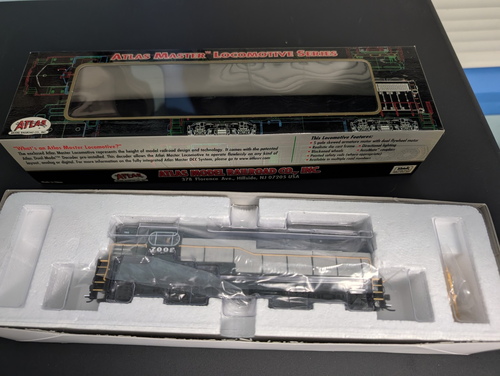 Atlas Master DCC Equipped HO #9512 H16-44 Locomotive New York Central NYC #7002