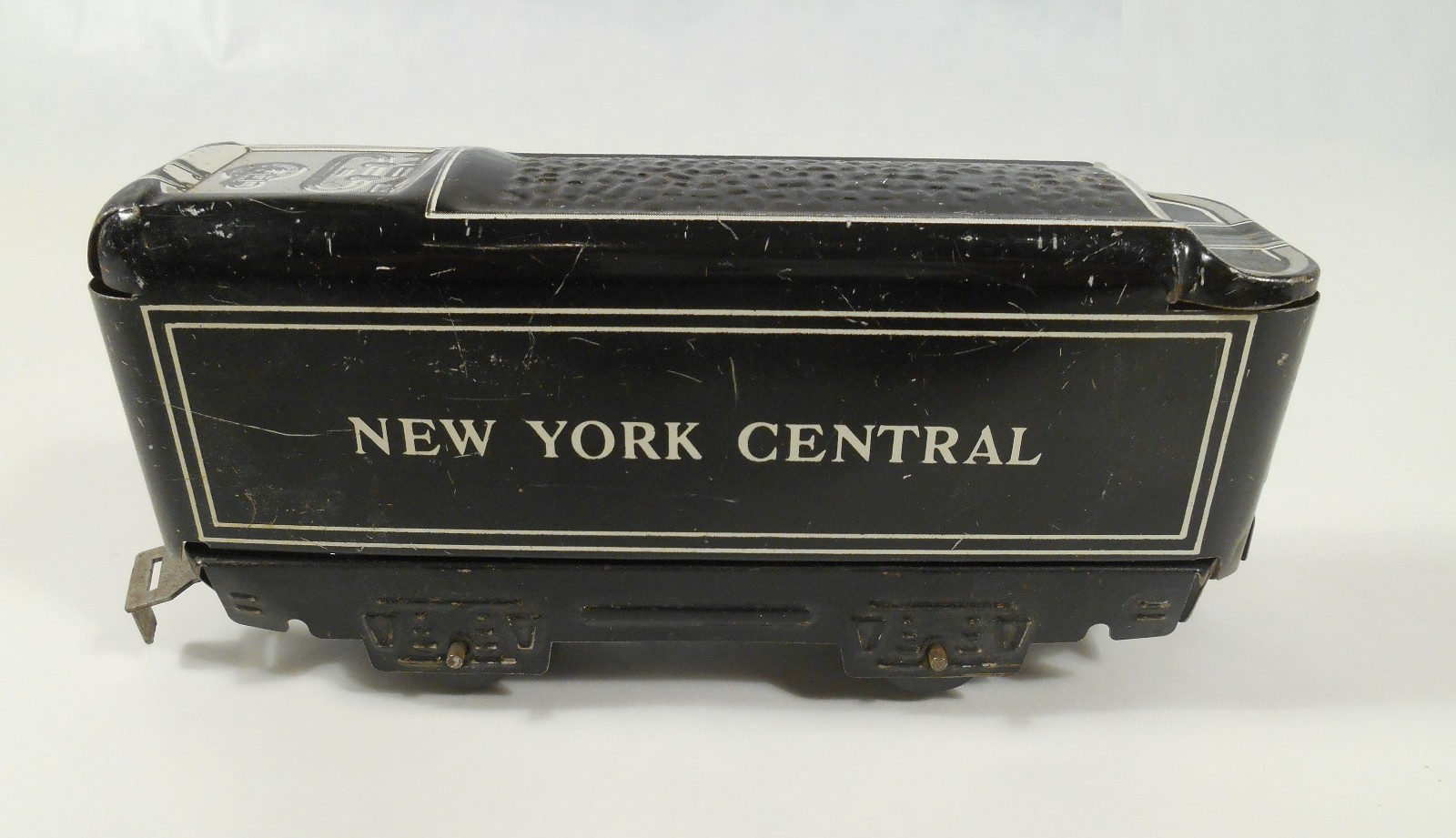 Vintage Louis Marx Tin Litho Steam Locomotve 897 + Tender & 3 Litho Cars