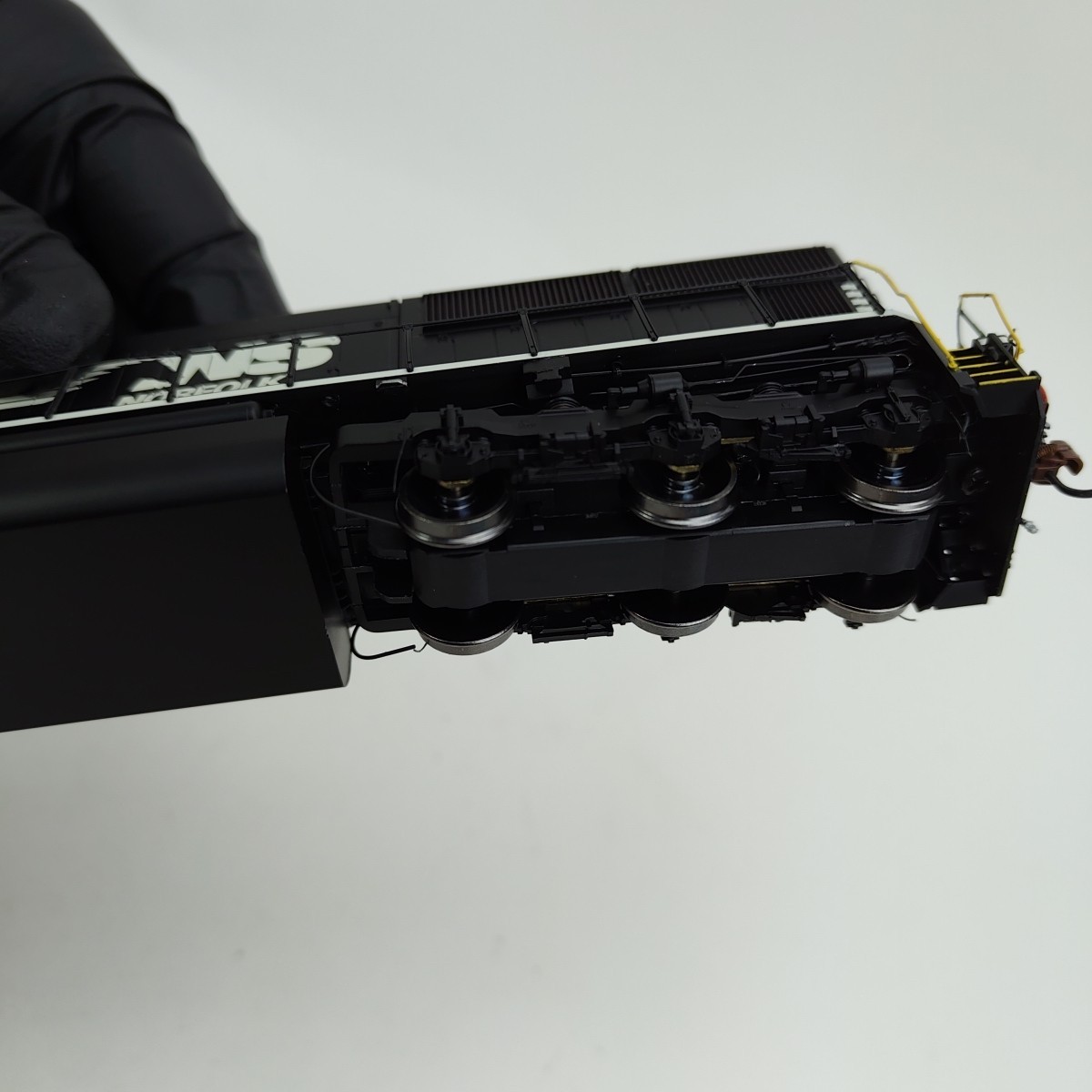 Athearn Genesis HO Norfolk Southern #2800 SD75M Sound Diesel Locomotive G69315