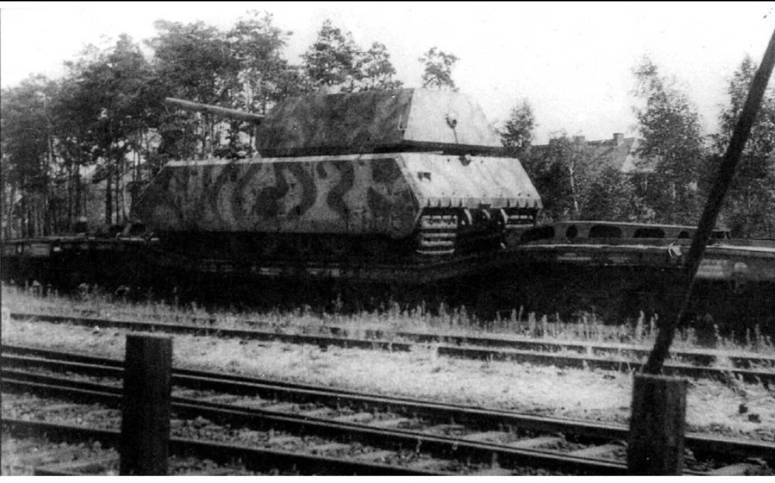 1/160 (N-scale)WWII German Super heavy railway transporter & Maus tank resin kit