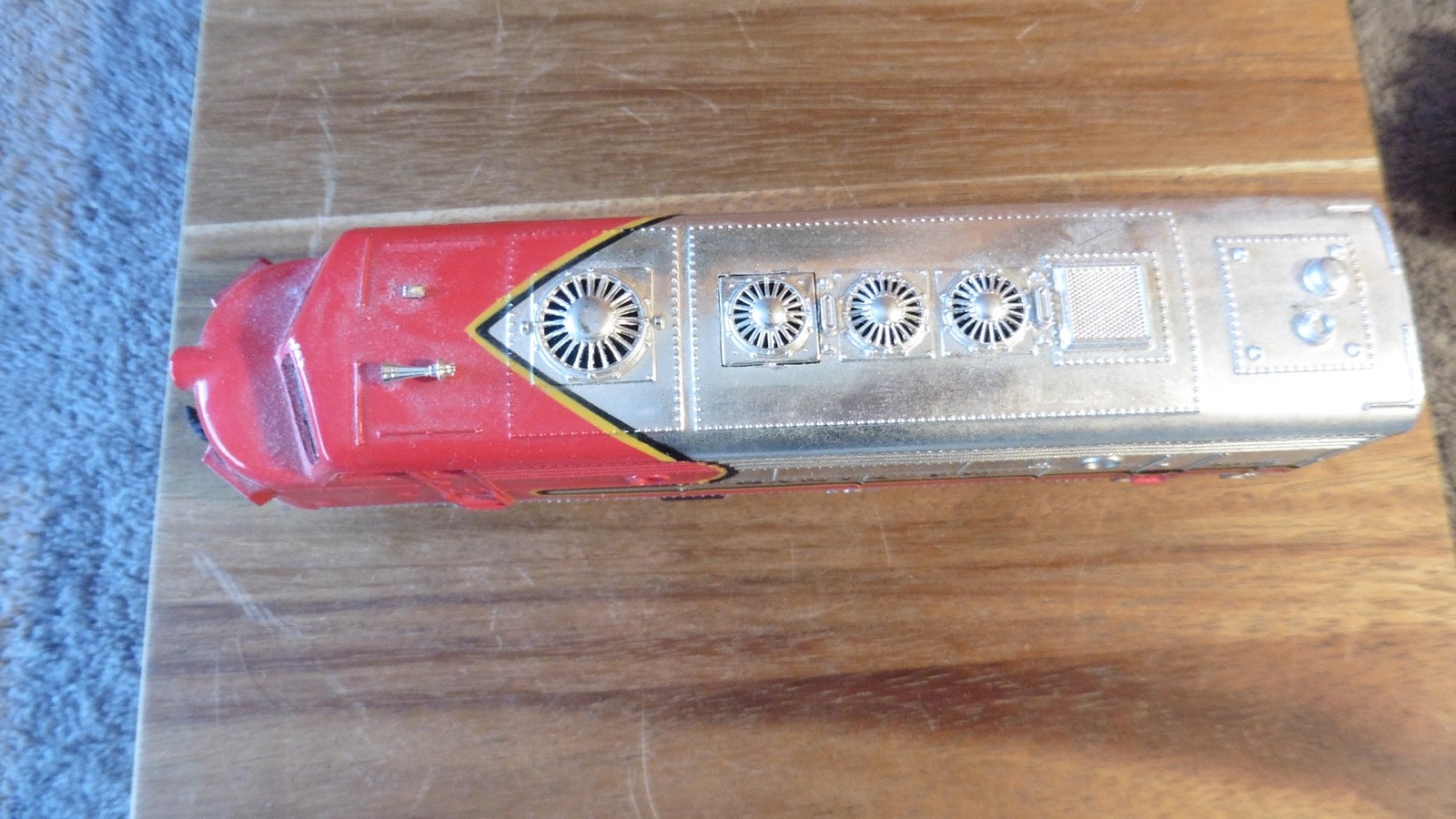 4 Miniature Sante Fe Replica Locomotive Die Cast Trains #4015 #307 #8731 #1762