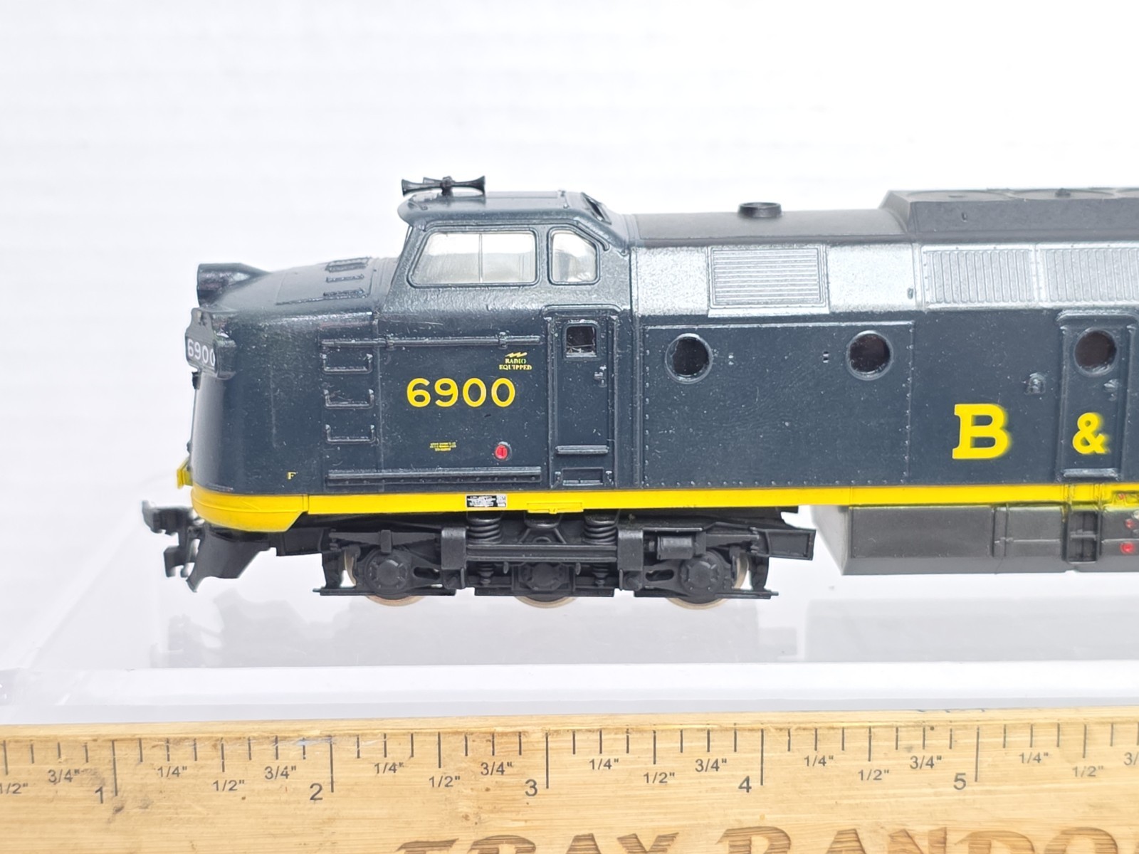 Rivarossi HO Scale Dummy Custom Paint B&O 6900 KM ML 4000 Diesel Locomotive