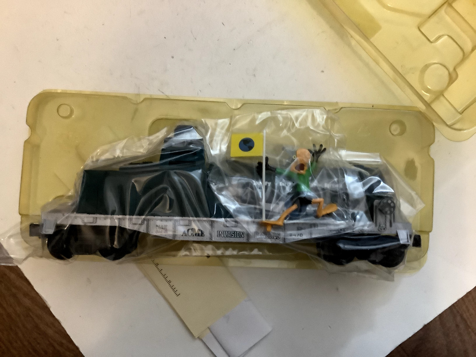 Lionel O-Gauge: Warner Bros. Daffy Duck Animated Ballon Car 6-16755 MIB