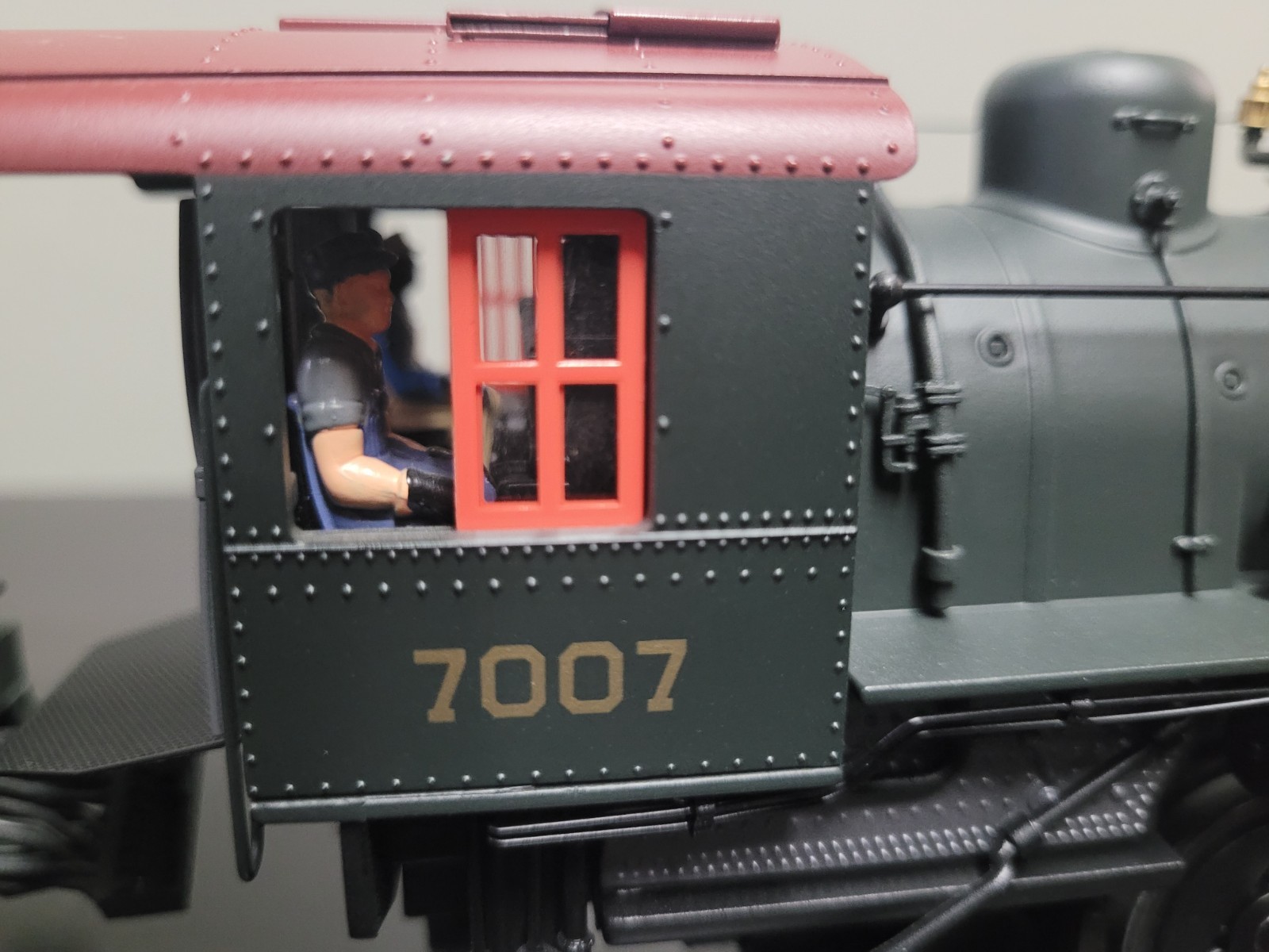 Lionel O Scale Pennsylvania LEGACY 0-6-0 Locomotive – Swinging Bell – NM+ Cond.