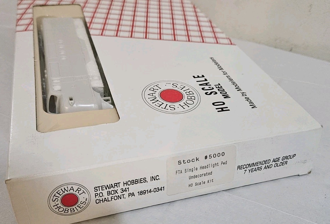 STEWART HOBBIES HO SCALE FTA SINGLE HEADLIGHT PWD UNDECORATED #5000