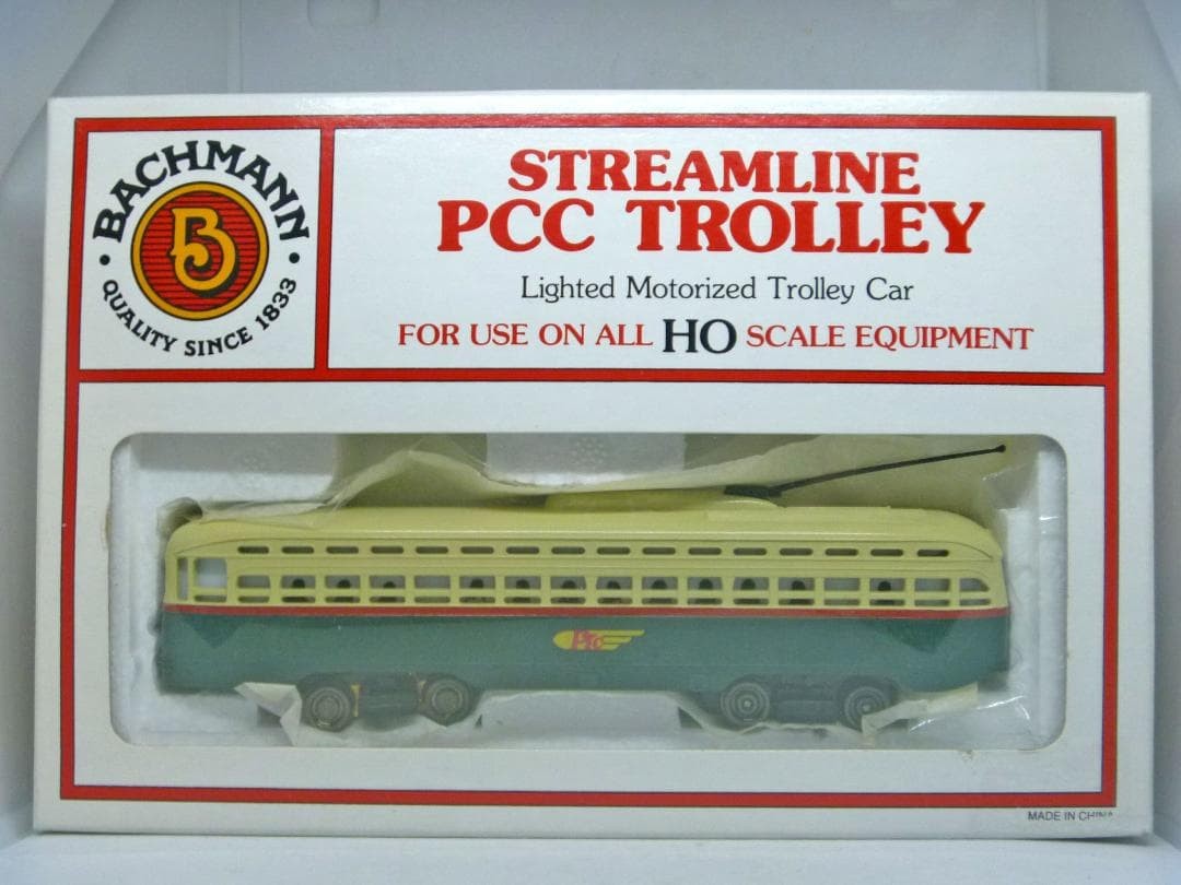 HO gauge PCC car streetcar (Bachmann)
