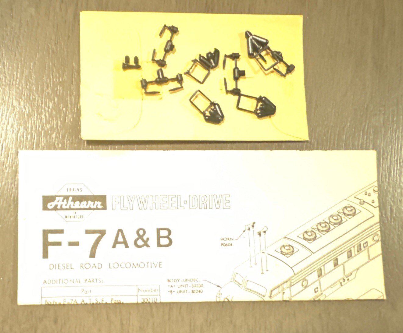 Athearn Union Pacific Locomotive In Box Engine #1467 Old Stock W/ Accessories