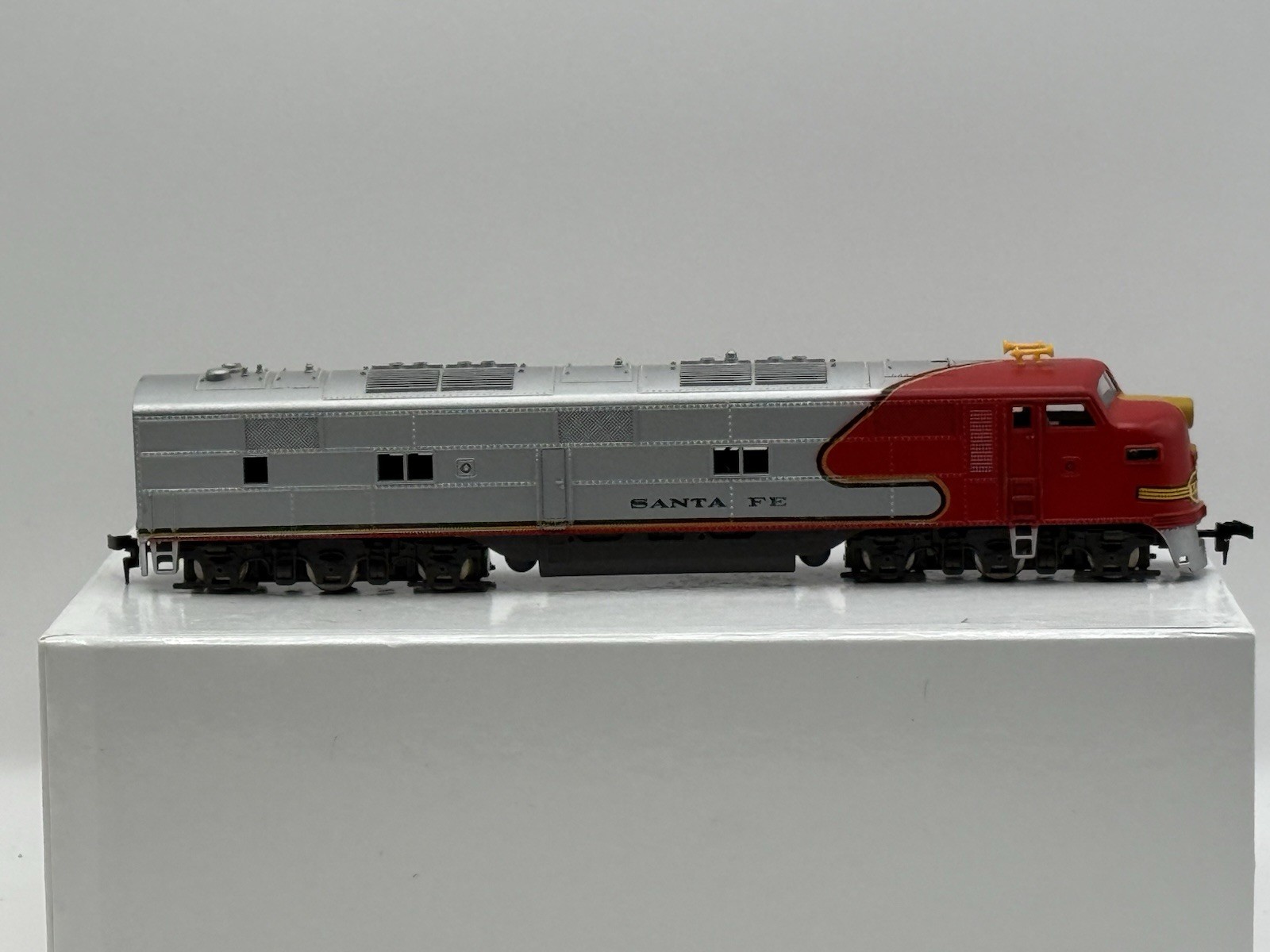 EMD – 7 Diesel Locomotive Dummy Car