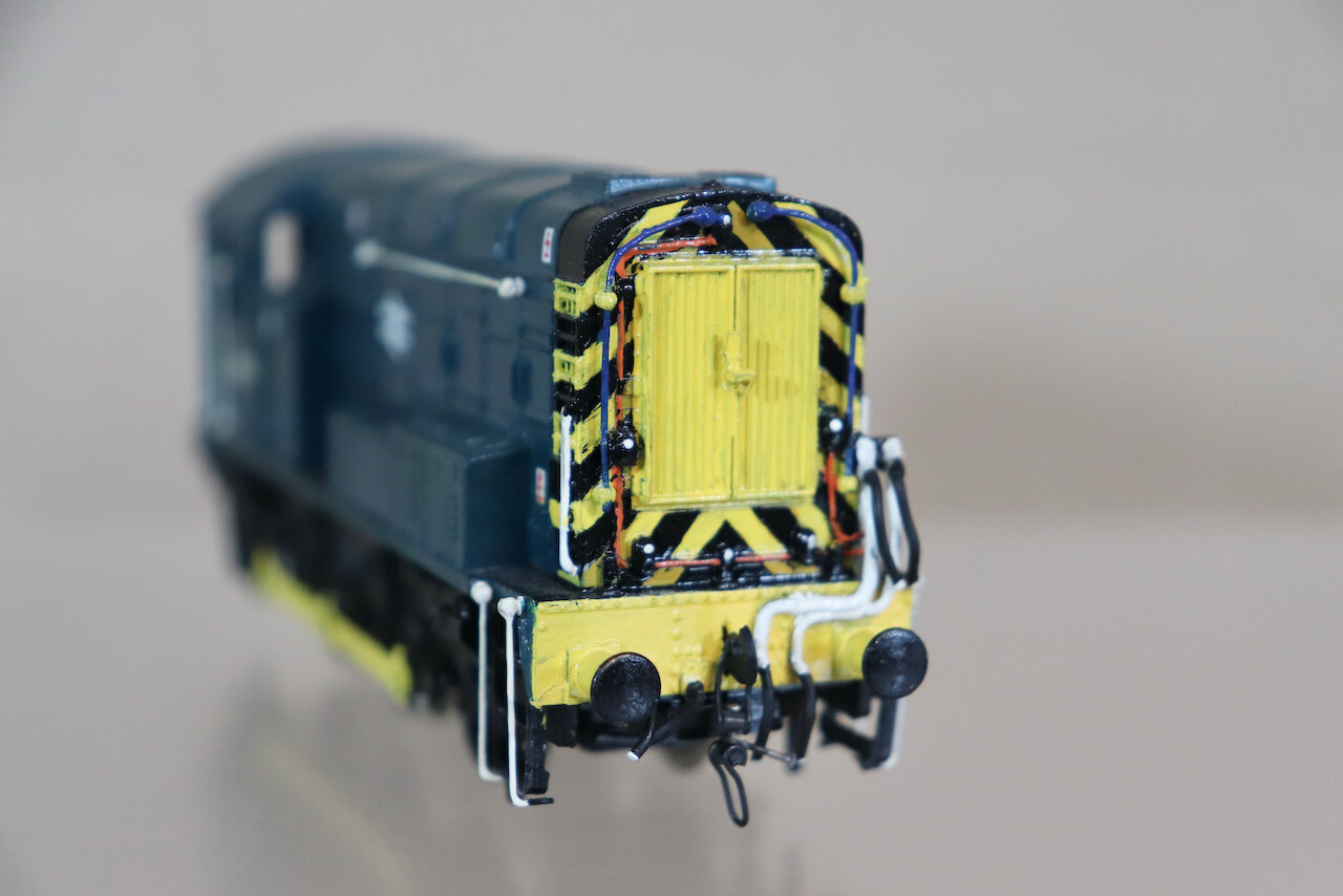 LIMA RE PAINTED BR BLUE 0-6-0 CLASS 09 DIESEL SHUNTER LOCOMOTIVE 09024 ob