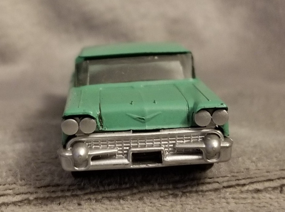 1958 Cadillac Fleetwood Sixty Special Green Sedan HO Scale 1/87 Athearn USA