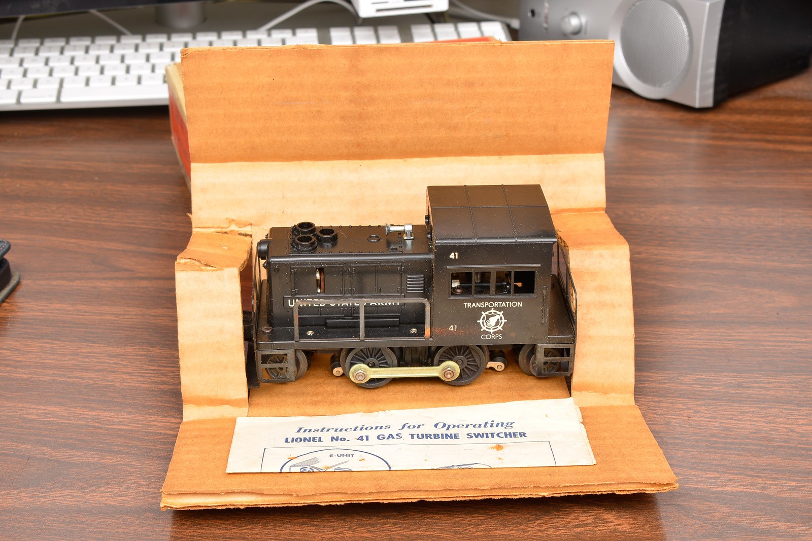 NEW OLD STOCK MADE IN USA LIONEL No. 41 GAS TURBINE SWITCHER