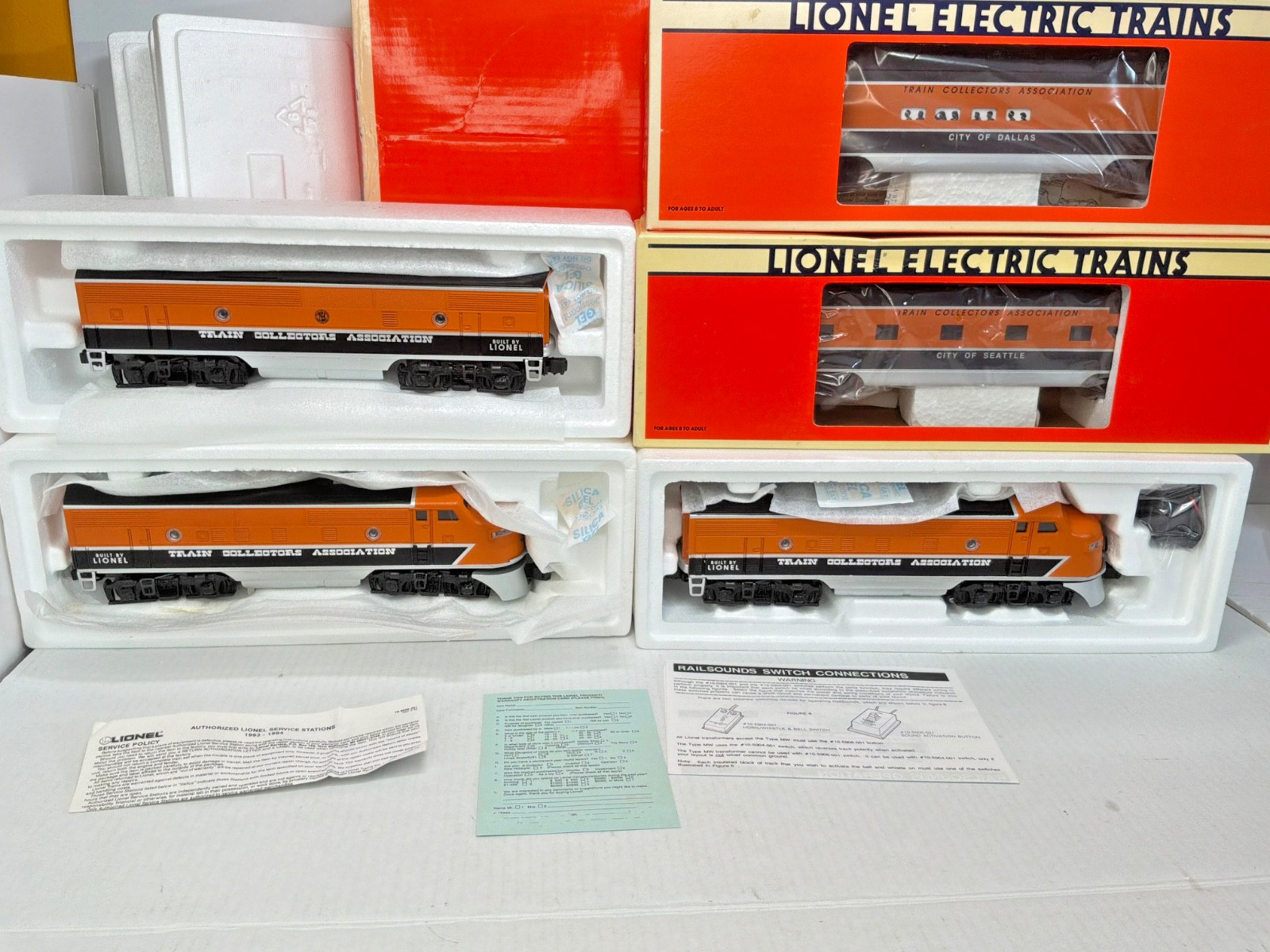 LIONEL 11737 1994 TCA 40th F3 ABA LOCOMOTIVES 2 EXTRA TCA CARS VINTAGE TESTED