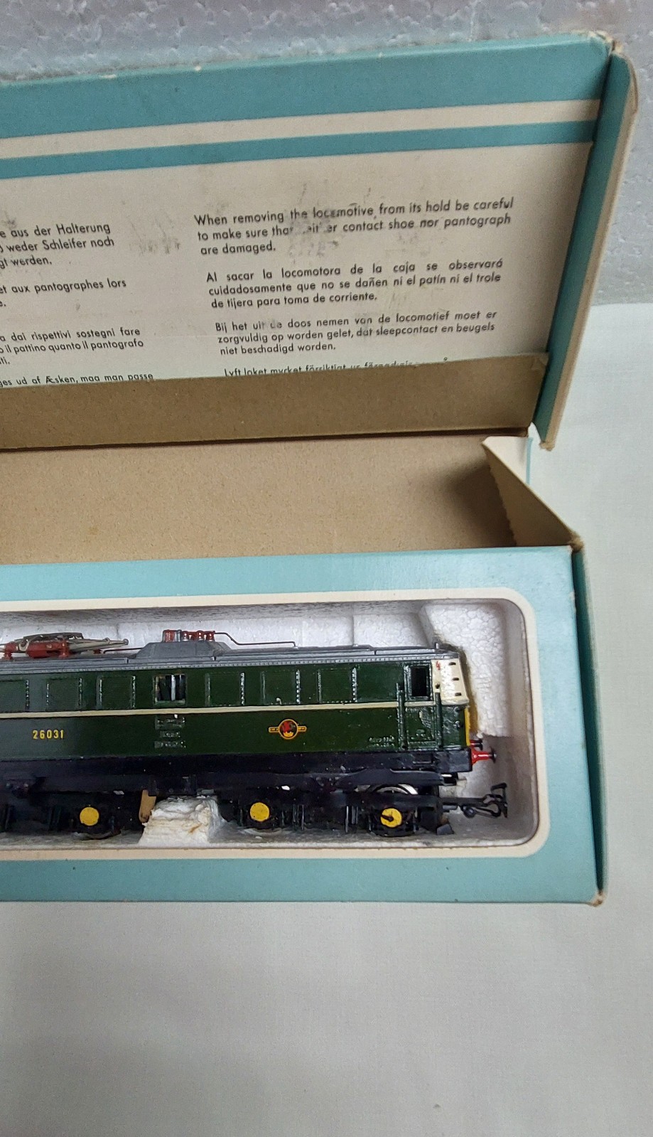 Marklin HO scale Austrian Federal Railway (OBB) Electric locomotive. Model 3036