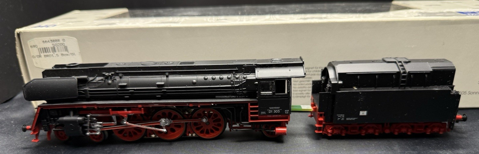 PIKO 50200 ELECTRIC LOCOMOTIVE AND TENDER HO SCALE IN BOX MADE GERMANY