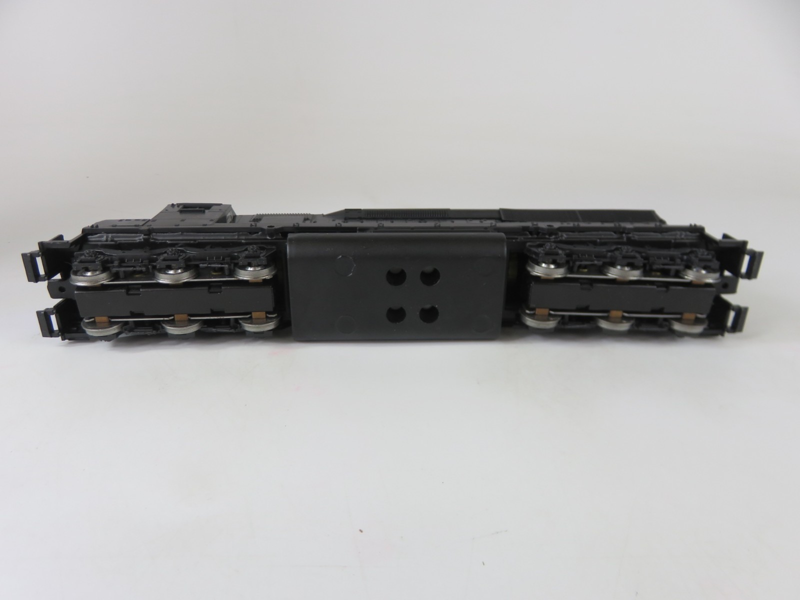 Athearn Blue Box 4160 HO Scale Undecorated EMD SD45 Diesel Locomotive