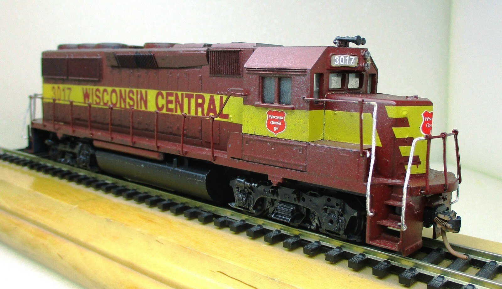 Athearn GP50 (3023) & GP40/2 (3017) Wisconsin Central PWR DCC Fitted H0 Gauge 18