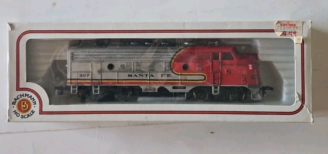Bachmann HO Scale Santa Fe Locomotive Diesel FE F-9 #41-615-02 MANY MORE LISTED