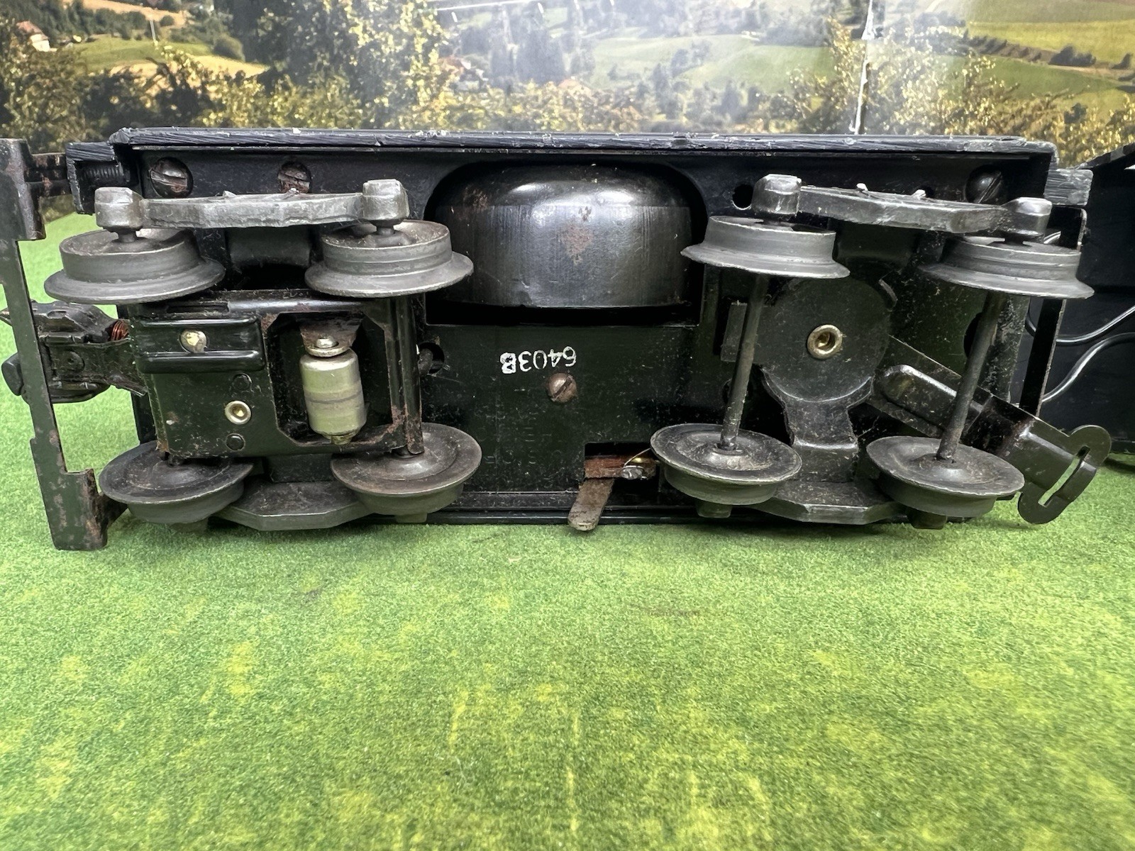 LIONEL POSTWAR 1656 0-4-0 STEAM SWITCHER LOCOMOTIVE & 6403B TENDER W/BELL O GA.