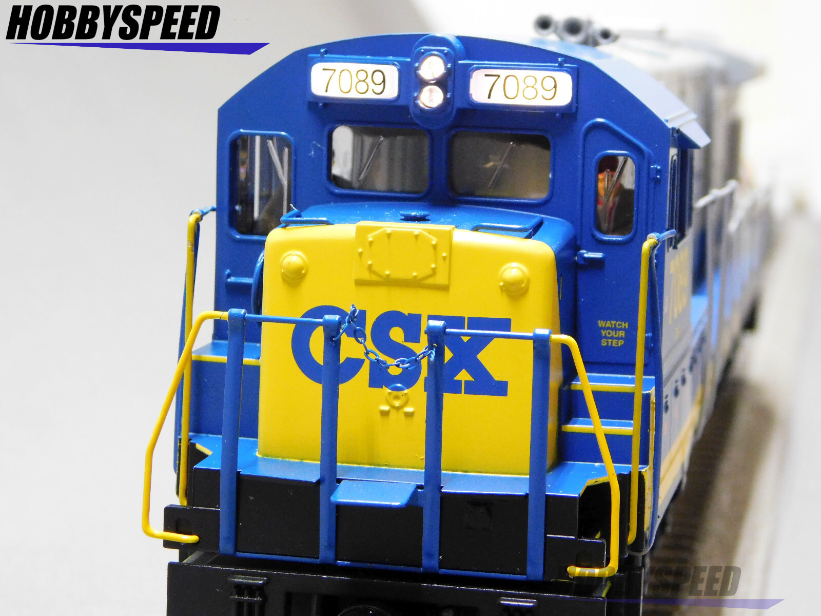 MTH RAILKING CSX C30-7 DEISEL LOCOMOTIVE ENGINE #7089 O GAUGE 30-21266-1 BLEMISH