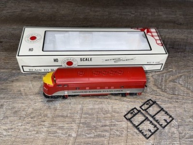 Stewart Hobbie HO F7A PHASE I Late “MKT Line #208-A” w/ Box – Tested & Working