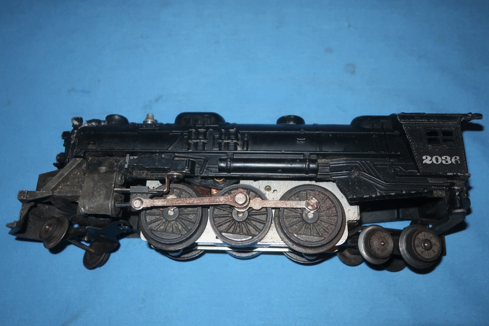 Lionel #2036 2-6-4 Steam Locomotive. Runs well.