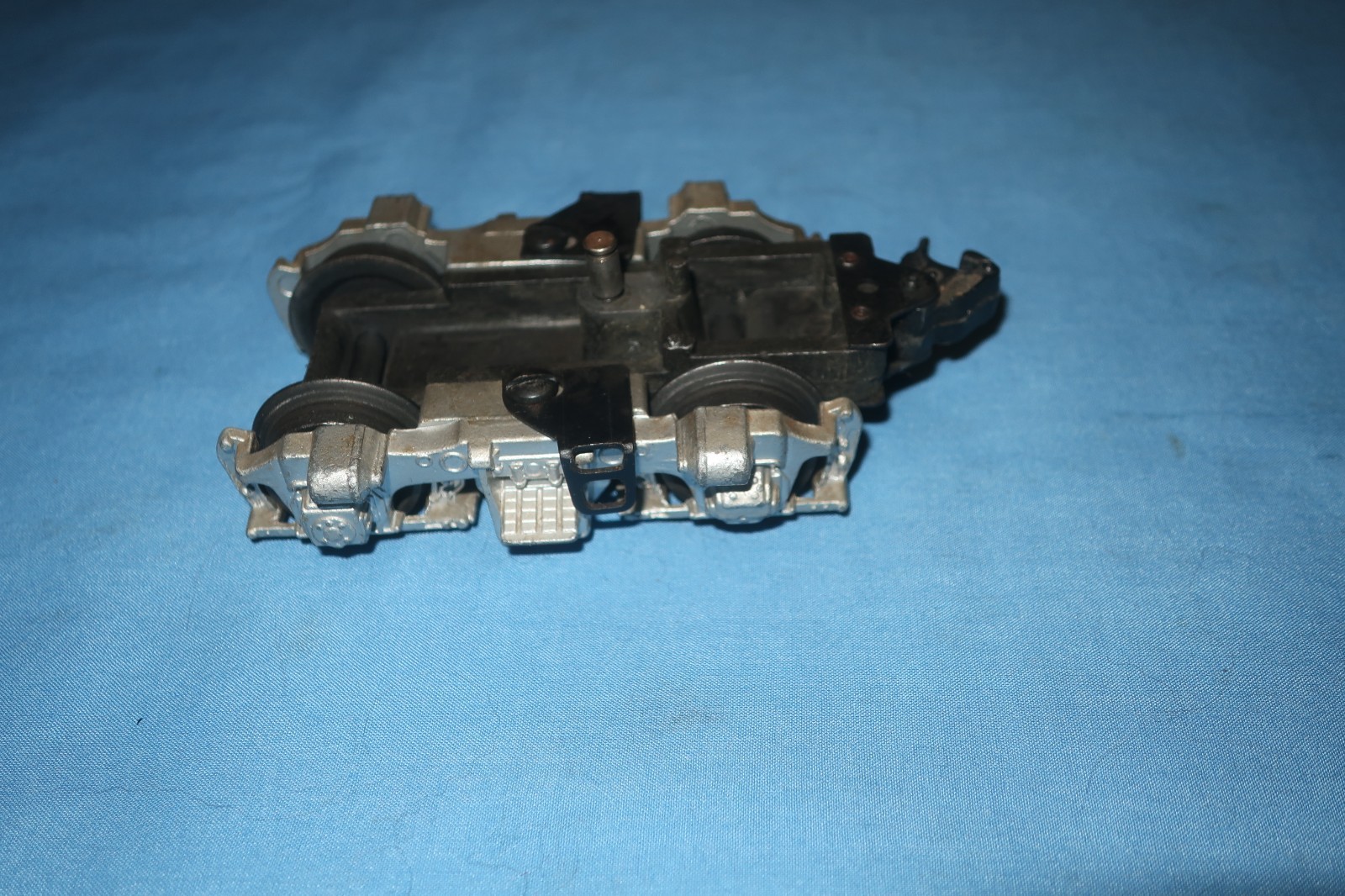 Lionel Postwar F3 Diesel Locomotive Dummy Rear Truck