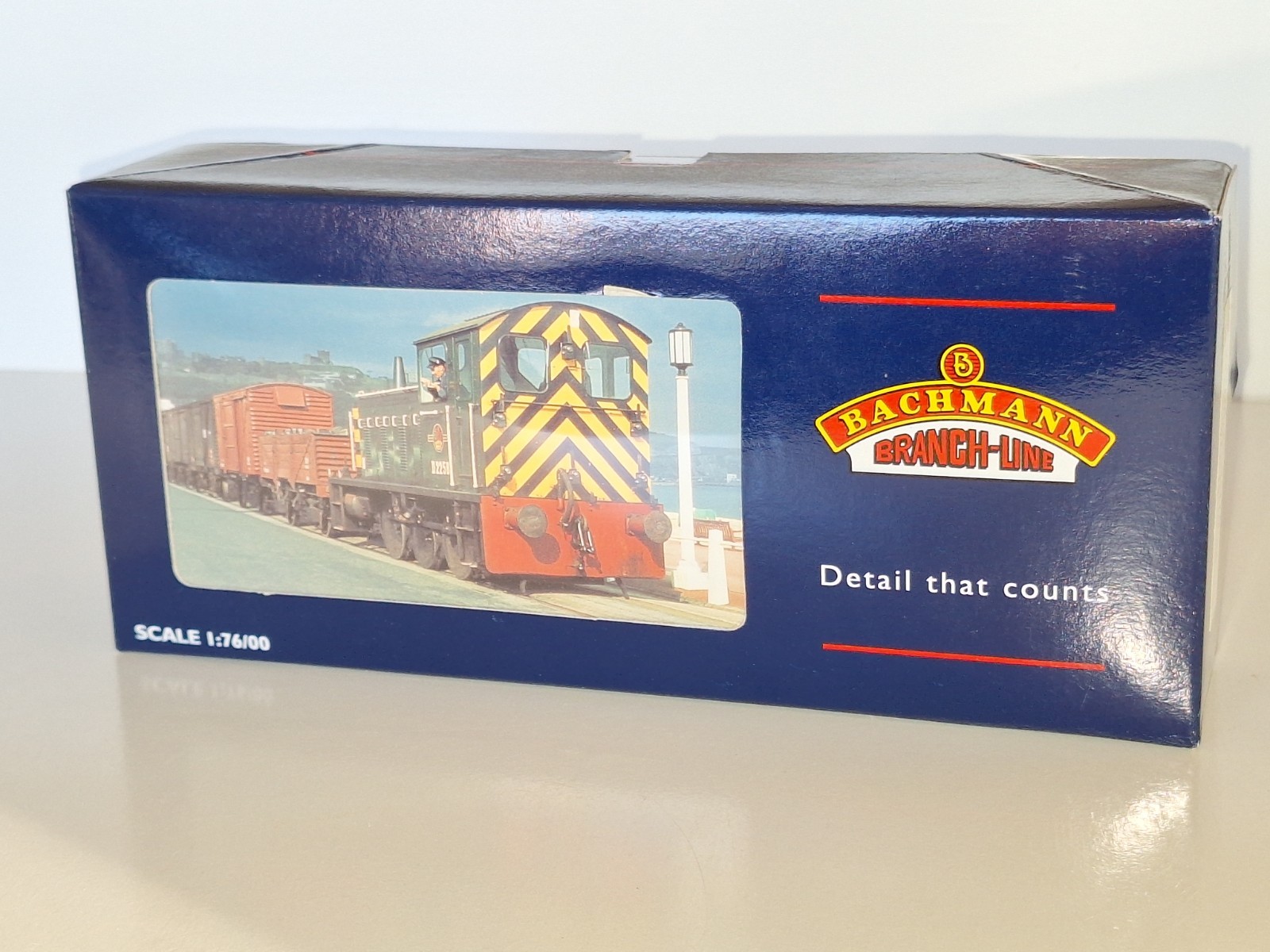 Bachmann 31336 04 Diesel Loco. New Old Stock. Mint Cond.2 Rail DC Boxed.OO Scale