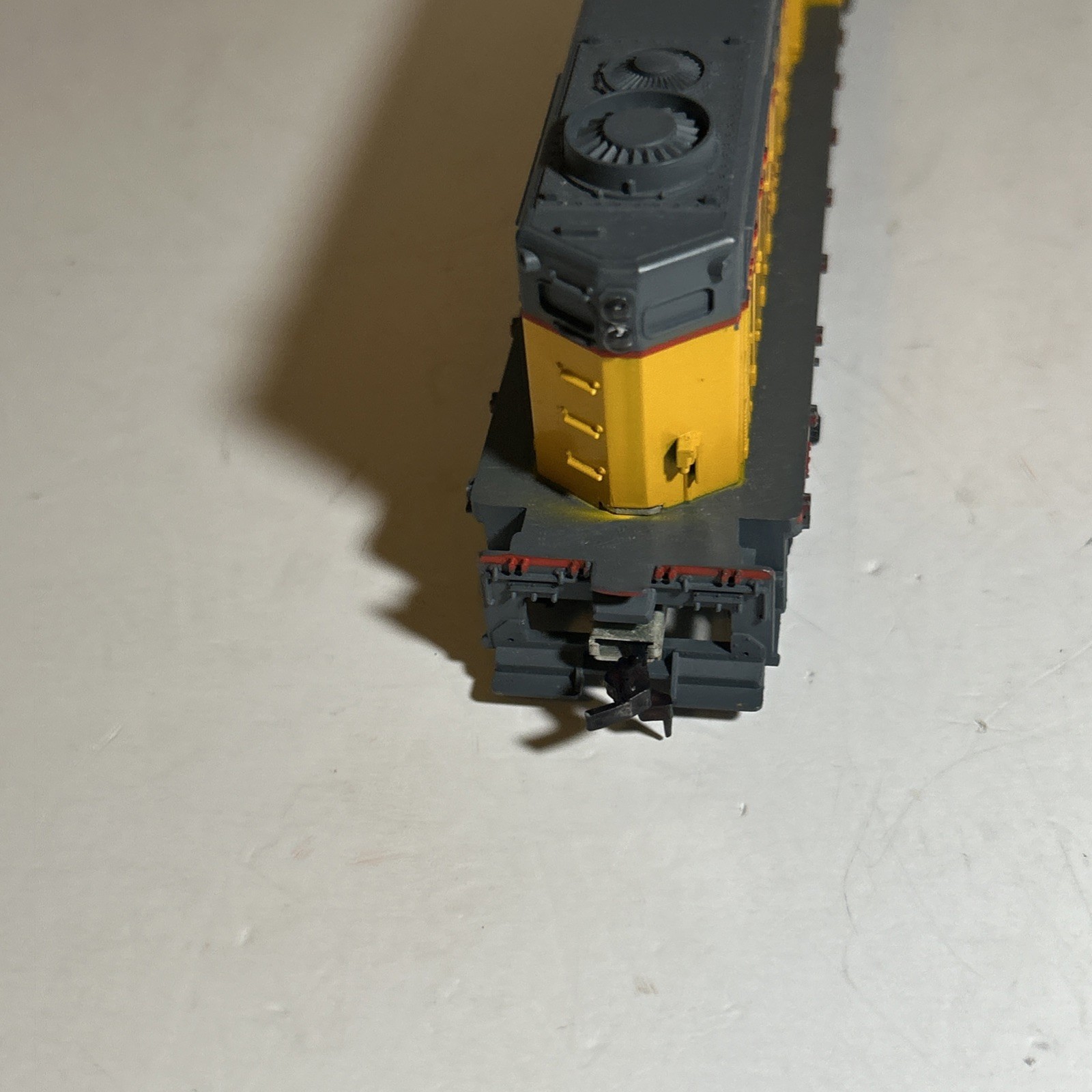 MANTUA/TYCO HO #5628 UNION PACIFIC EMD GP20 DIESEL LOCO. SEE DESCRIPTION/PHOTOS