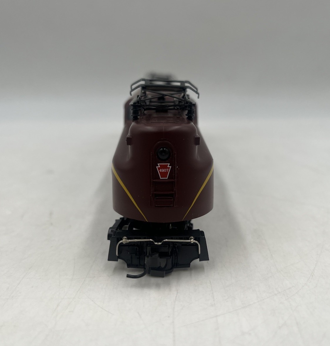 Ho Scale IHC M9654 GG1 Pennsylvania Tuscan Red 1 Stripe Locomotive