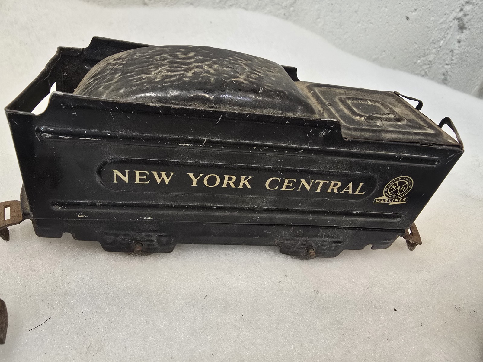 Vintage MARX Pre WAR Steam Locomotive and cars 2 manual switch tracks. Antique